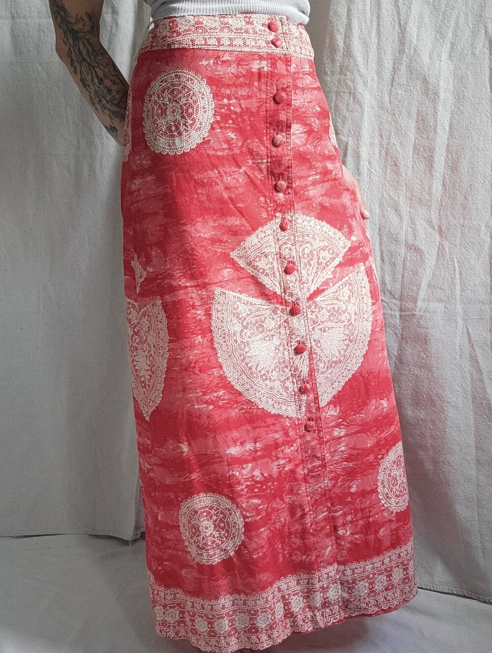 Vintage 70s Hitch Hiker USA Unique Hand Block Print Red Button Down Maxi Skirt